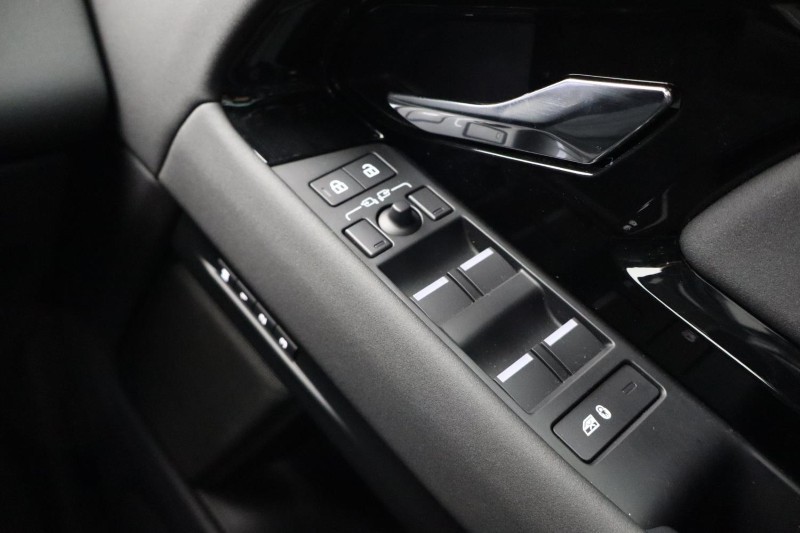 2024 (24) LAND ROVER RANGE ROVER EVOQUE 2.0 D200 Dynamic SE 5dr Auto 5316782