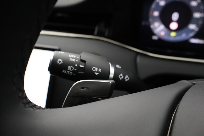 2024 (24) LAND ROVER RANGE ROVER EVOQUE 2.0 D200 Dynamic SE 5dr Auto 5316779