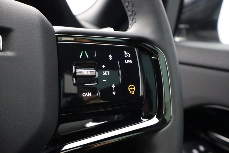 2024 (24) LAND ROVER RANGE ROVER EVOQUE 2.0 D200 Dynamic SE 5dr Auto 5316767