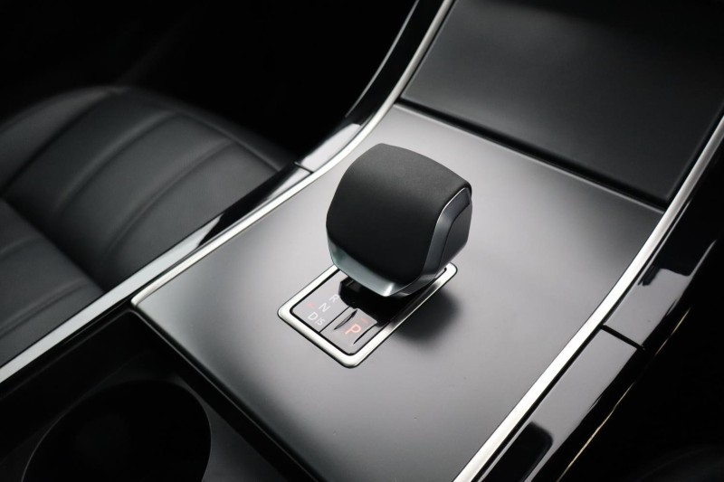 2024 (24) LAND ROVER RANGE ROVER EVOQUE 2.0 D200 Dynamic SE 5dr Auto 5316778