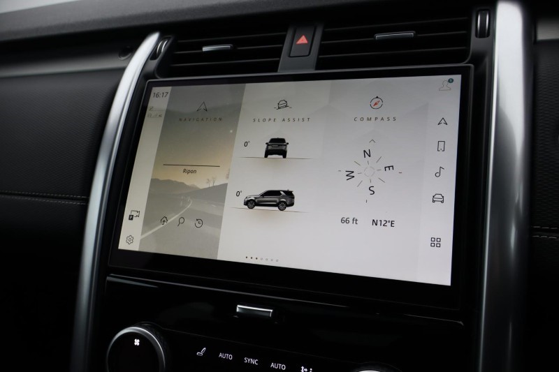 2023 (23) LAND ROVER DISCOVERY 3.0 D300 R-Dynamic HSE 5dr Auto 5293209