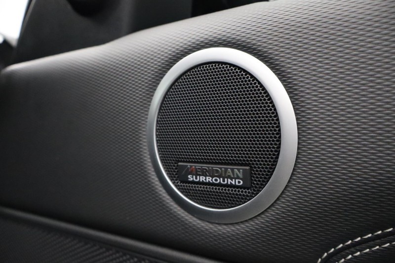 2023 (23) LAND ROVER DISCOVERY 3.0 D300 R-Dynamic HSE 5dr Auto 5293195