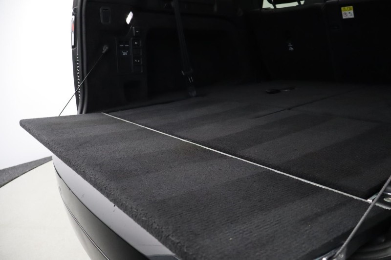 2023 (23) LAND ROVER DISCOVERY 3.0 D300 R-Dynamic HSE 5dr Auto 5293183