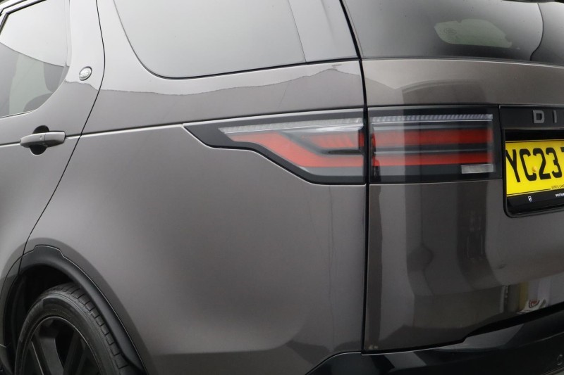 2023 (23) LAND ROVER DISCOVERY 3.0 D300 R-Dynamic HSE 5dr Auto 5293175