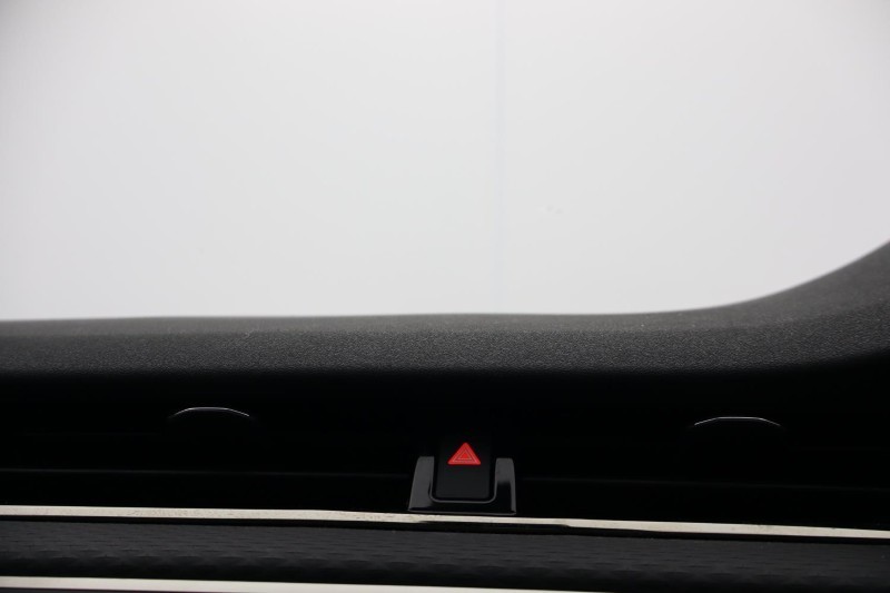 2020 (20) LAND ROVER RANGE ROVER EVOQUE 2.0 D180 R-Dynamic S 5dr Auto 5266693