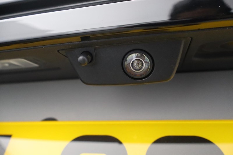 2020 (20) LAND ROVER RANGE ROVER EVOQUE 2.0 D180 R-Dynamic S 5dr Auto 5266654