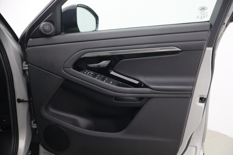 2020 (20) LAND ROVER RANGE ROVER EVOQUE 2.0 D180 R-Dynamic S 5dr Auto 5266675