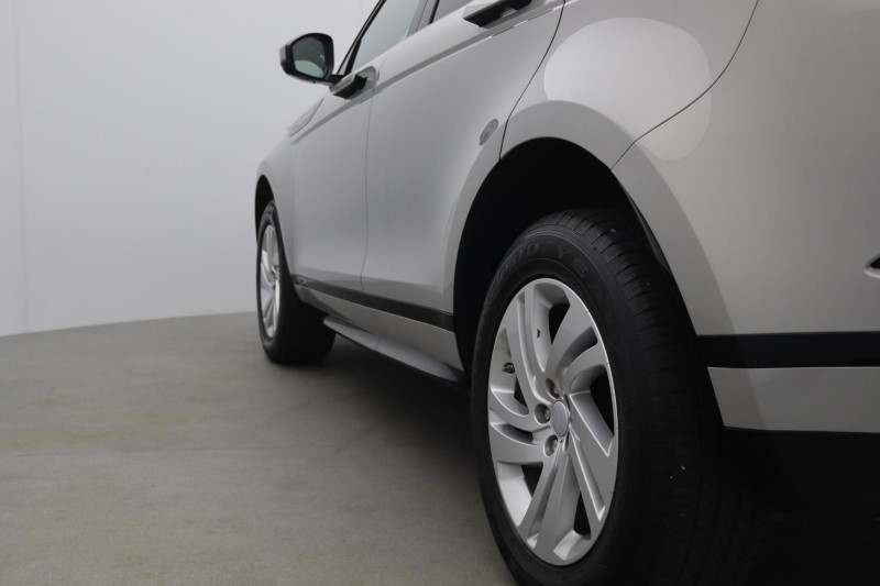 2020 (20) LAND ROVER RANGE ROVER EVOQUE 2.0 D180 R-Dynamic S 5dr Auto 5266650