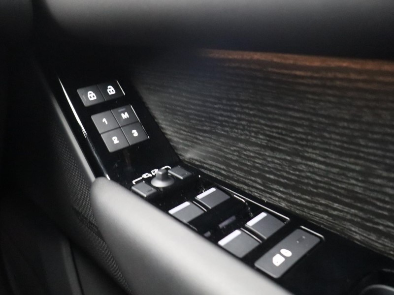 2025 (75) LAND ROVER RANGE ROVER VELAR 2.0 D200 MHEV Autobiography 5dr Auto [Revised] 5260103