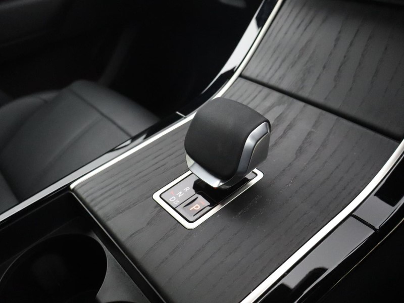 2025 (75) LAND ROVER RANGE ROVER VELAR 2.0 D200 MHEV Autobiography 5dr Auto [Revised] 5260099