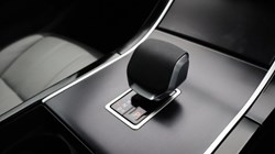 2026 (26) LAND ROVER RANGE ROVER EVOQUE 2.0 D200 Dynamic SE 5dr Auto 5908103