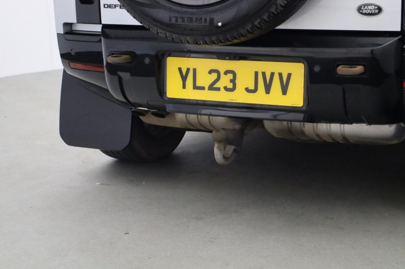 2023 (23) LAND ROVER DEFENDER 3.0 D300 X-Dynamic HSE 110 5dr Auto [7 Seat] 5282308
