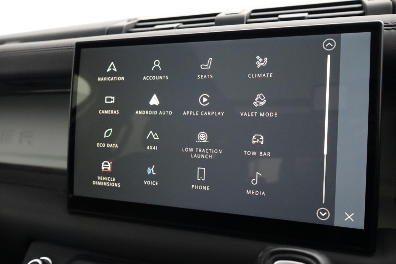 2023 (23) LAND ROVER DEFENDER 3.0 D300 X-Dynamic HSE 110 5dr Auto [7 Seat] 5282292