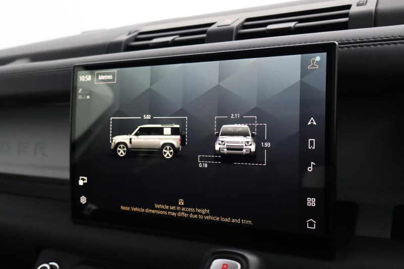 2023 (23) LAND ROVER DEFENDER 3.0 D300 X-Dynamic HSE 110 5dr Auto [7 Seat] 5282301
