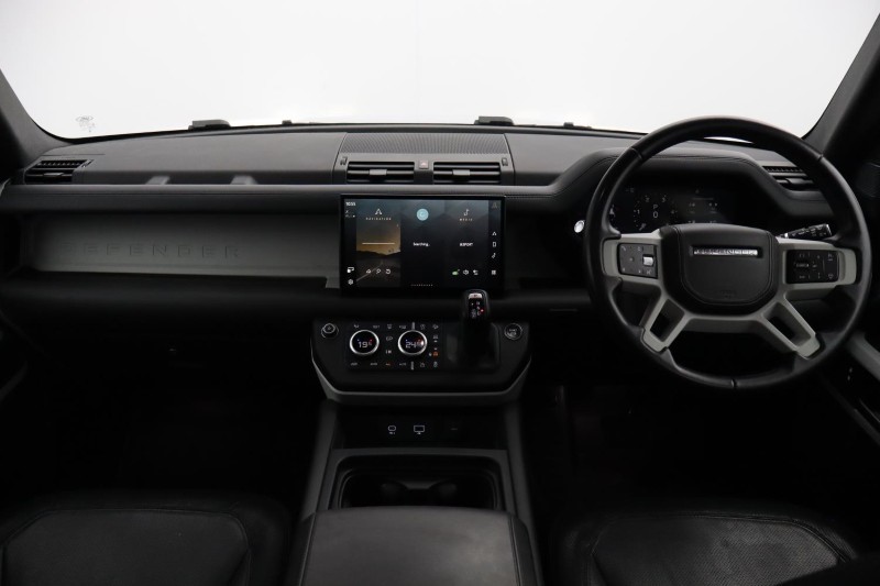 2023 (23) LAND ROVER DEFENDER 3.0 D300 X-Dynamic HSE 110 5dr Auto [7 Seat] 5282275