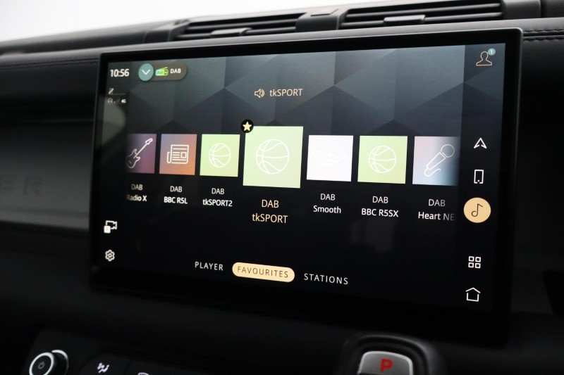 2023 (23) LAND ROVER DEFENDER 3.0 D300 X-Dynamic HSE 110 5dr Auto [7 Seat] 5282291