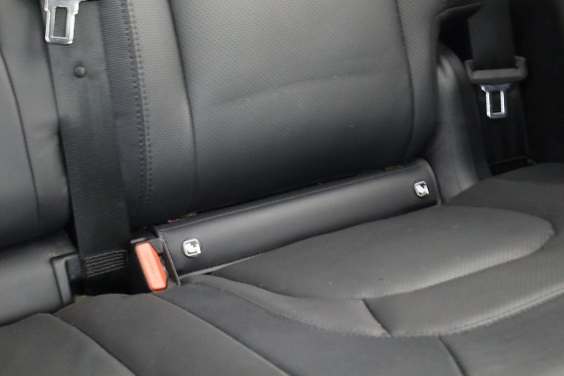 2023 (23) LAND ROVER DEFENDER 3.0 D300 X-Dynamic HSE 110 5dr Auto [7 Seat] 5282307