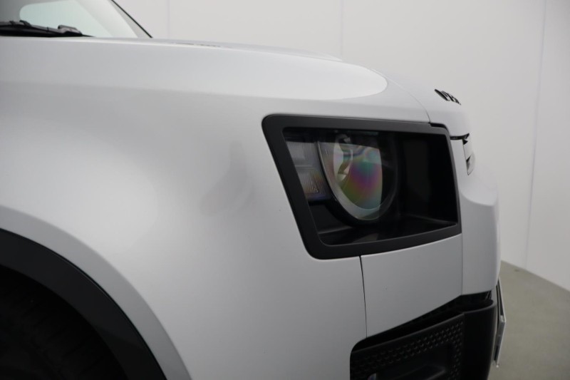 2023 (23) LAND ROVER DEFENDER 3.0 D300 X-Dynamic HSE 110 5dr Auto [7 Seat] 5282258