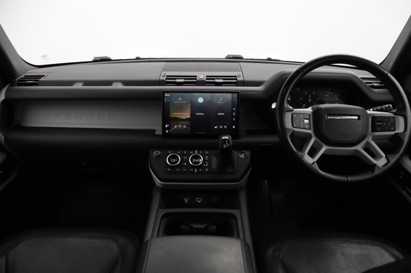 2023 (23) LAND ROVER DEFENDER 3.0 D300 X-Dynamic HSE 110 5dr Auto [7 Seat] 5282276