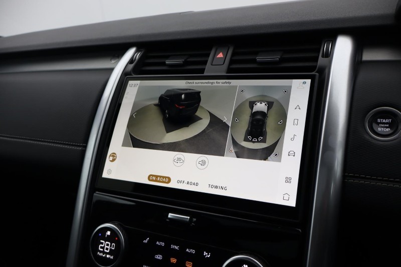 2024 (74) LAND ROVER DISCOVERY 3.0 D350 Dynamic SE 5dr Auto 5289516