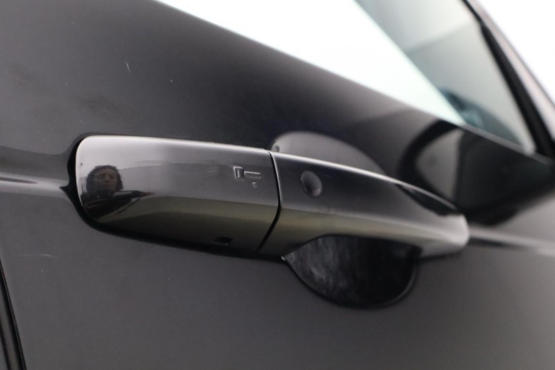 2024 (74) LAND ROVER DISCOVERY 3.0 D350 Dynamic SE 5dr Auto 5289495