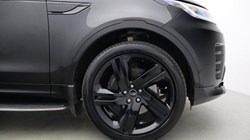 2024 (74) LAND ROVER DISCOVERY 3.0 D350 Dynamic SE 5dr Auto 5289624