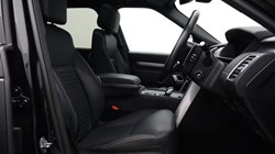 2024 (74) LAND ROVER DISCOVERY 3.0 D350 Dynamic SE 5dr Auto 5289499