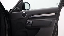 2024 (74) LAND ROVER DISCOVERY 3.0 D350 Dynamic SE 5dr Auto 5289497