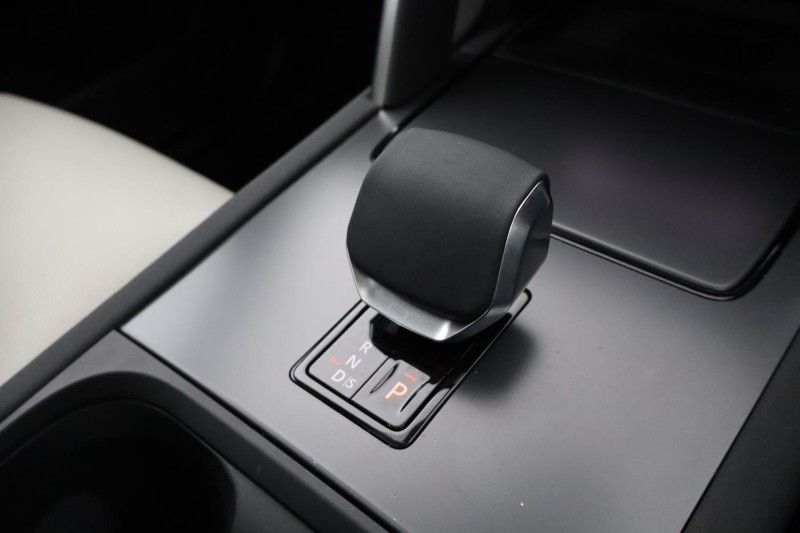 2024 (74) LAND ROVER DISCOVERY SPORT 2.0 D200 Dynamic HSE 5dr Auto [7 Seat] 5300613