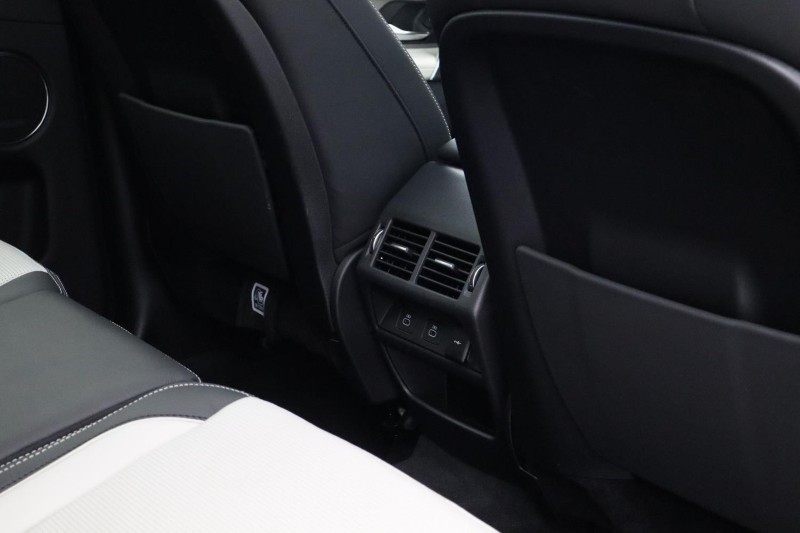 2024 (74) LAND ROVER DISCOVERY SPORT 2.0 D200 Dynamic HSE 5dr Auto [7 Seat] 5300582