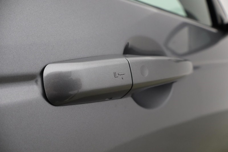 2024 (74) LAND ROVER DISCOVERY SPORT 2.0 D200 Dynamic HSE 5dr Auto [7 Seat] 5300585