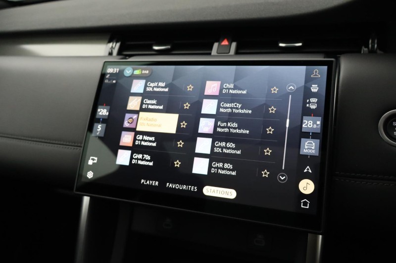 2024 (74) LAND ROVER DISCOVERY SPORT 2.0 D200 Dynamic HSE 5dr Auto [7 Seat] 5304154