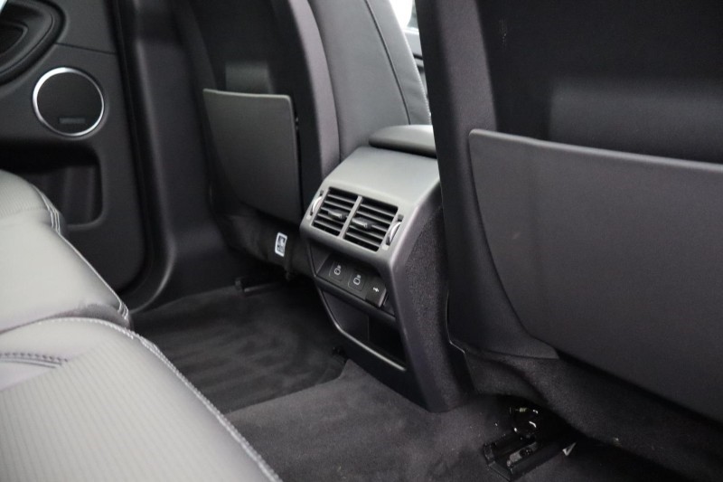 2024 (74) LAND ROVER DISCOVERY SPORT 2.0 D200 Dynamic HSE 5dr Auto [7 Seat] 5304139