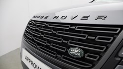 2025 (74) LAND ROVER RANGE ROVER VELAR 2.0 P400e Dynamic HSE 5dr Auto 5303414