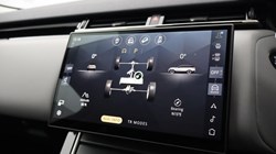 2025 (74) LAND ROVER RANGE ROVER VELAR 2.0 P400e Dynamic HSE 5dr Auto 5303393