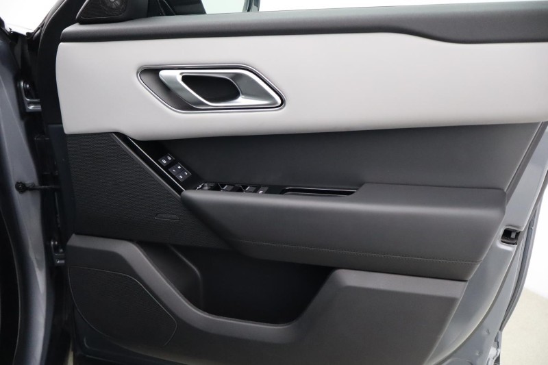 2025 (74) LAND ROVER RANGE ROVER VELAR 2.0 P400e Dynamic HSE 5dr Auto 5303383