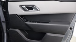 2025 (74) LAND ROVER RANGE ROVER VELAR 2.0 P400e Dynamic HSE 5dr Auto 5303383