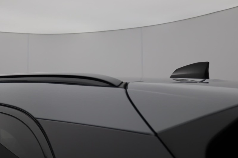 2025 (74) LAND ROVER RANGE ROVER VELAR 2.0 P400e Dynamic HSE 5dr Auto 5303368