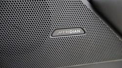 2025 (74) LAND ROVER RANGE ROVER VELAR 2.0 P400e Dynamic HSE 5dr Auto 5303409