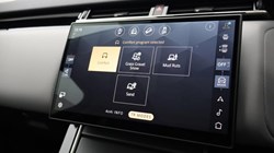 2025 (74) LAND ROVER RANGE ROVER VELAR 2.0 P400e Dynamic HSE 5dr Auto 5303398