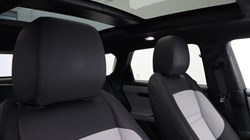 2024 (74) LAND ROVER RANGE ROVER EVOQUE 2.0 D200 Autobiography 5dr Auto 5302605