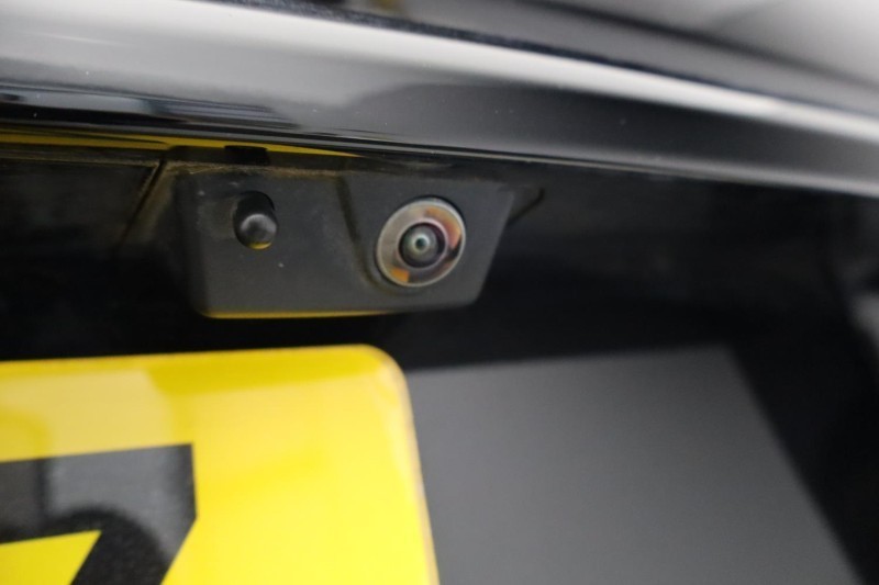 2025 (25) LAND ROVER DISCOVERY SPORT 2.0 D200 Dynamic HSE 5dr Auto [7 Seat] 5300959