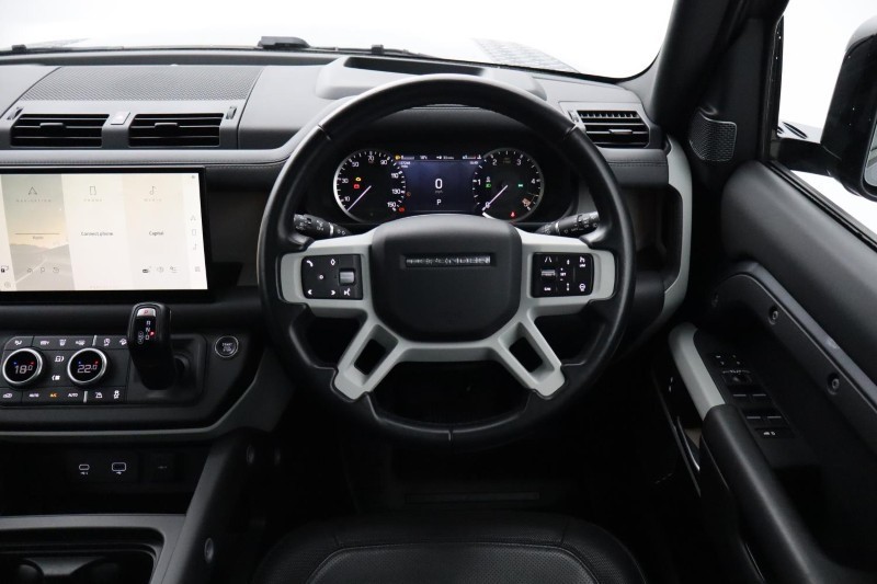 2023 (23) LAND ROVER DEFENDER 3.0 D250 X-Dynamic HSE 110 5dr Auto 5270982
