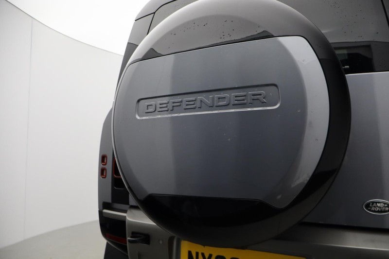 2023 (23) LAND ROVER DEFENDER 3.0 D250 X-Dynamic HSE 110 5dr Auto 5270909