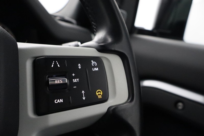 2023 (23) LAND ROVER DEFENDER 3.0 D250 X-Dynamic HSE 110 5dr Auto 5270992