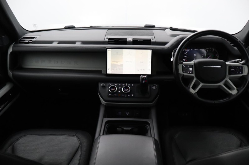 2023 (23) LAND ROVER DEFENDER 3.0 D250 X-Dynamic HSE 110 5dr Auto 5270984