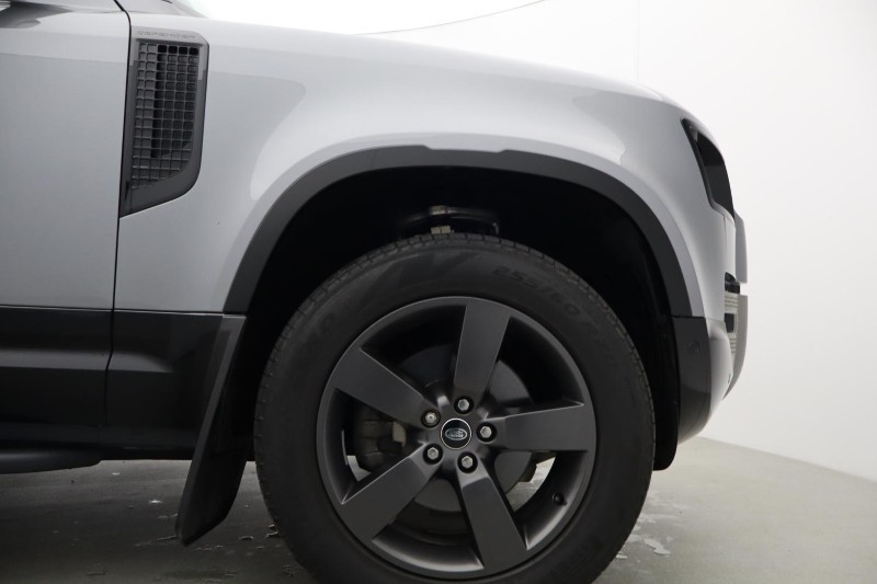 2023 (23) LAND ROVER DEFENDER 3.0 D250 X-Dynamic HSE 110 5dr Auto 5270962