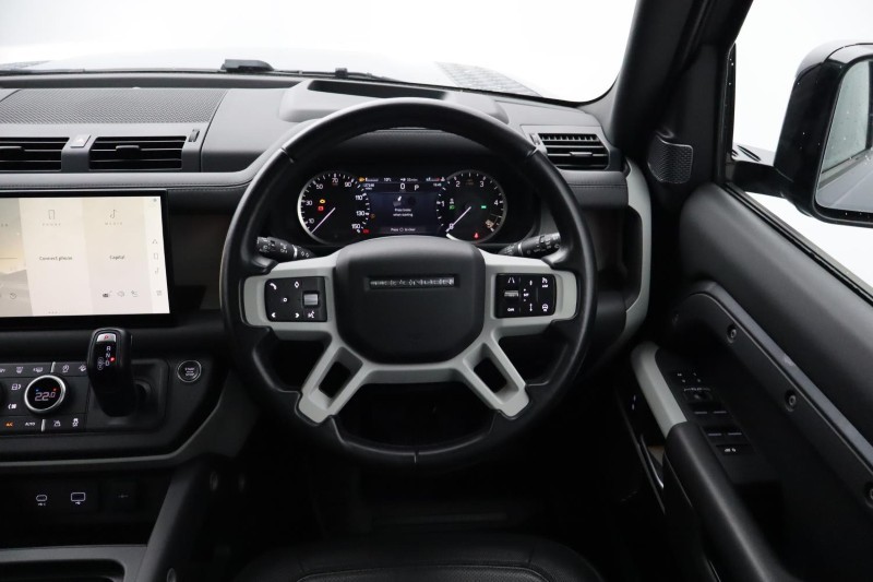 2023 (23) LAND ROVER DEFENDER 3.0 D250 X-Dynamic HSE 110 5dr Auto 5270981