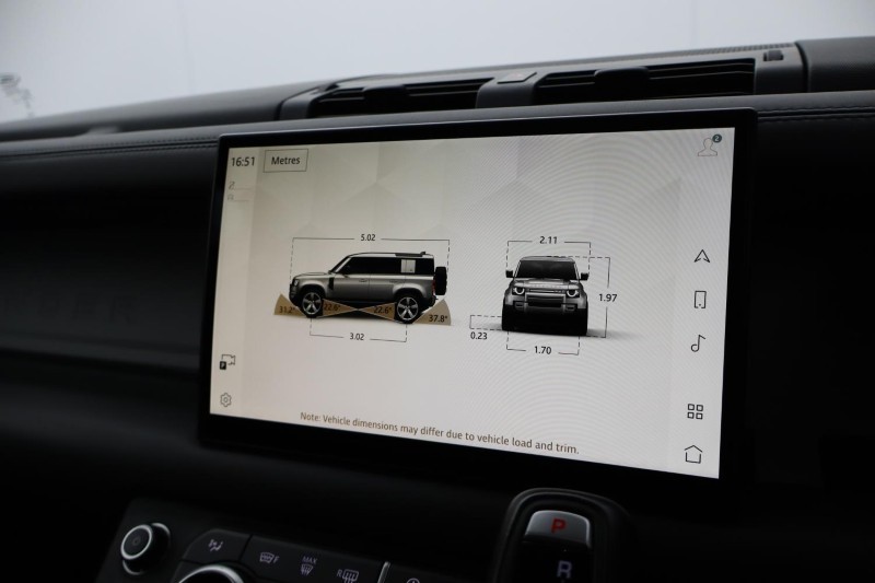 2023 (23) LAND ROVER DEFENDER 3.0 D250 X-Dynamic HSE 110 5dr Auto 5271011