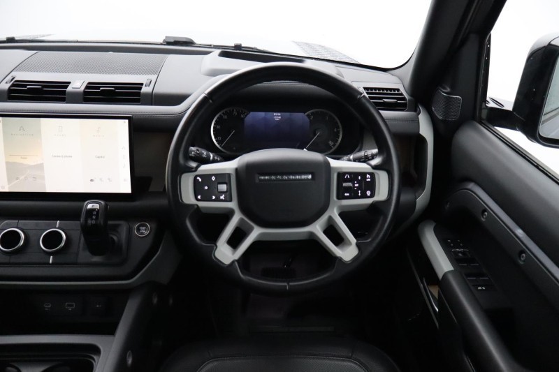 2023 (23) LAND ROVER DEFENDER 3.0 D250 X-Dynamic HSE 110 5dr Auto 5270976